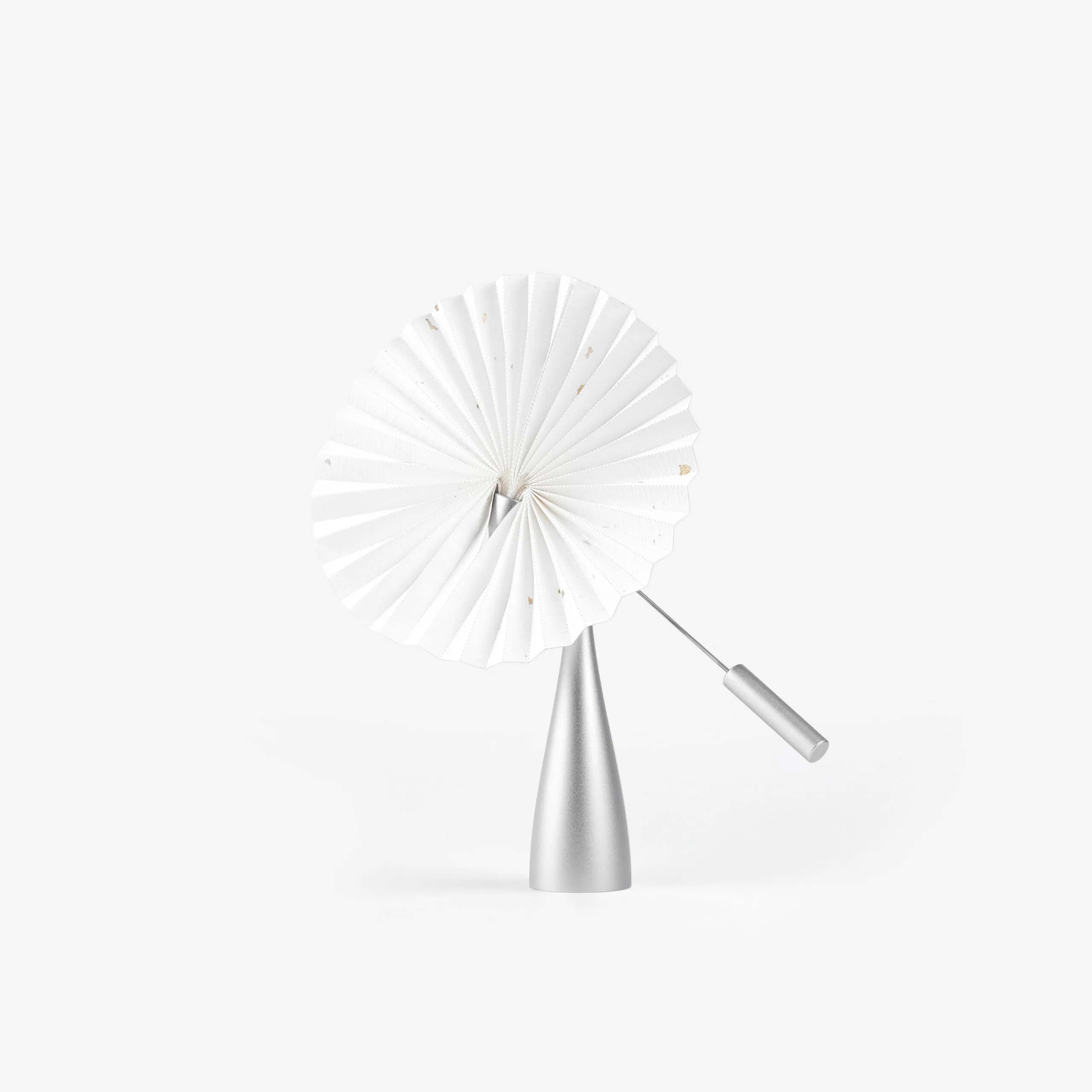 Kami kinetic diffuser / Washi White Origami Collection